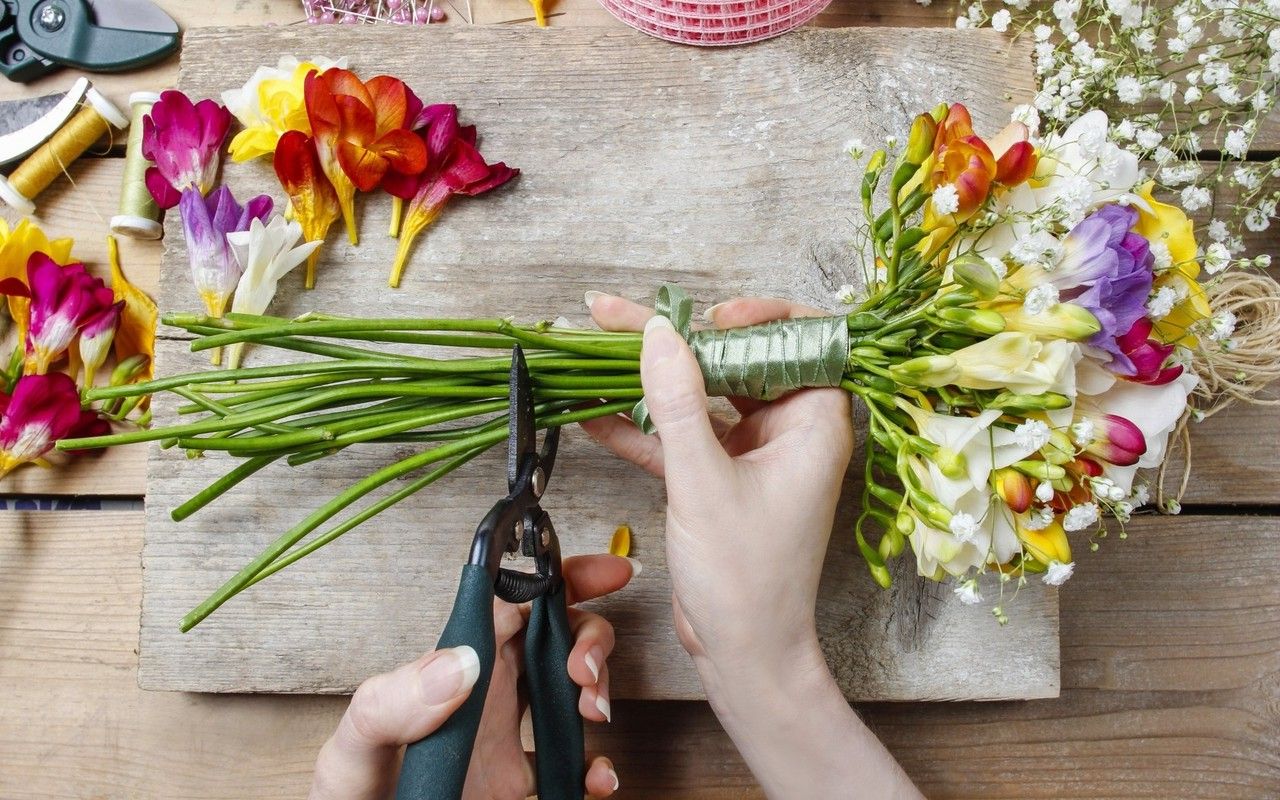 Большой выбор школ флористов представлена здесь Большой выбор школ флористов представлена здесь